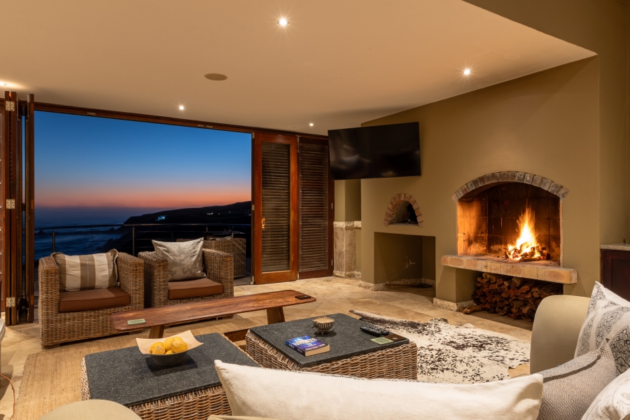 6 Bedroom Property for Sale in Pezula Private Estate Western Cape